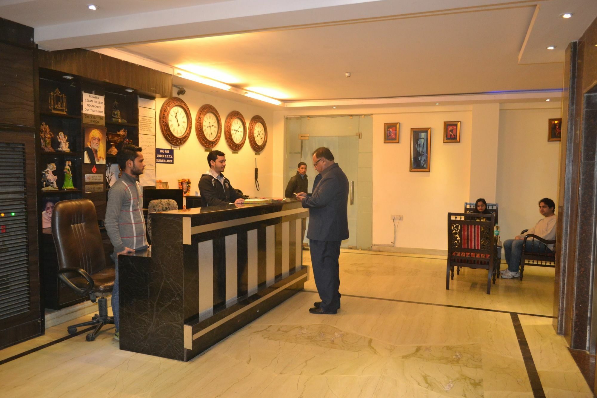 Hotel Apple Villa - New Delhi Exterior photo