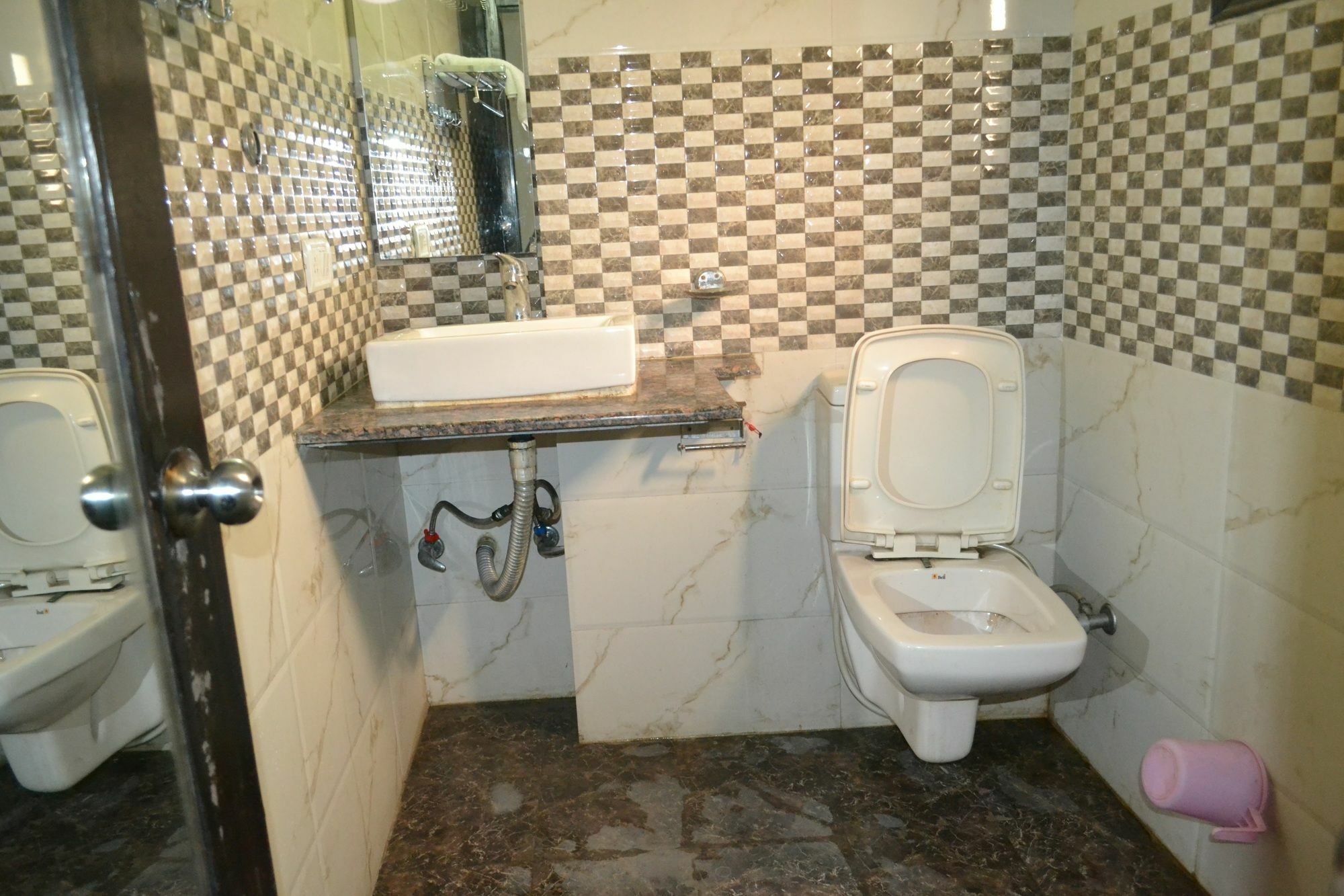 Hotel Apple Villa - New Delhi Exterior photo